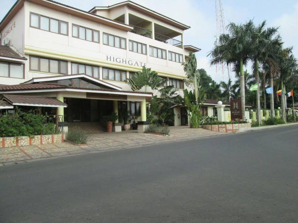 Highgate Hotel Accra Exterior photo