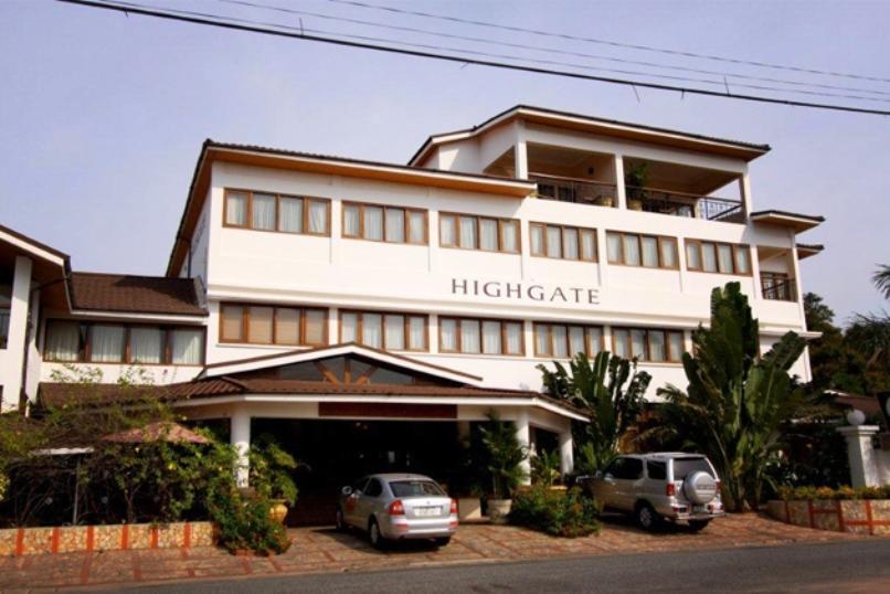 Highgate Hotel Accra Exterior photo