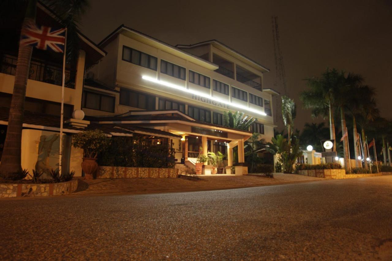 Highgate Hotel Accra Exterior photo